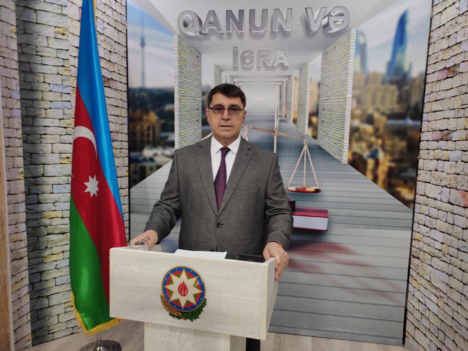 Azərbaycan Respublikası Vəkillər Kollegiyasının üzvü, vəkil Əkbər Yusifoğlunun təqdimatında "Qanun və İcra" verlişi