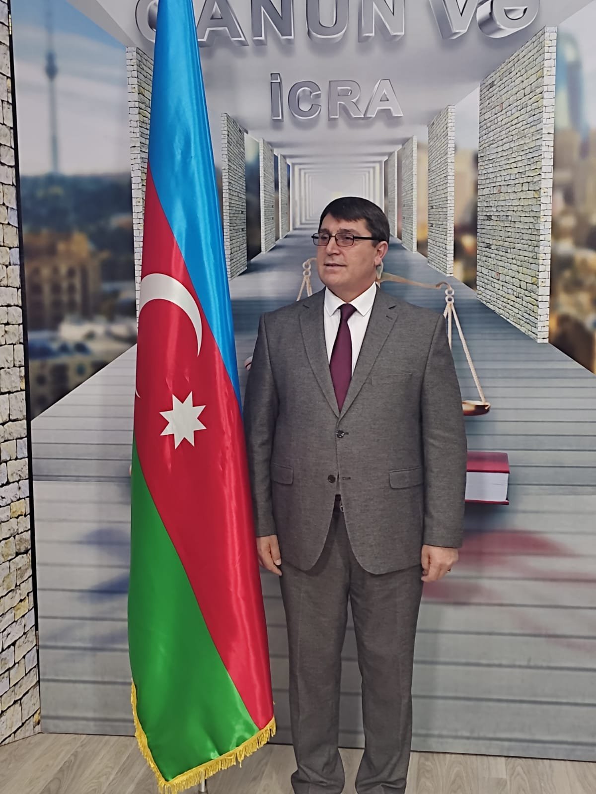 Azərbaycan Respublikası Vəkillər Kollegiyasının üzvü, vəkil Əkbər Yusifoğlunun təqdimatında "Qanun və İcra" verlişi