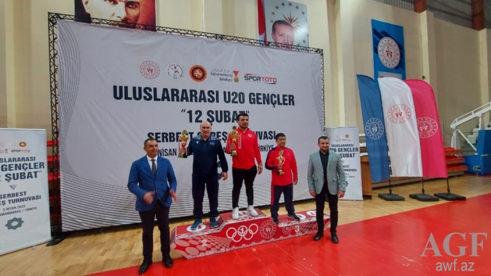 Güləşçilərimiz Türkiyədən 10 medalla qayıdır