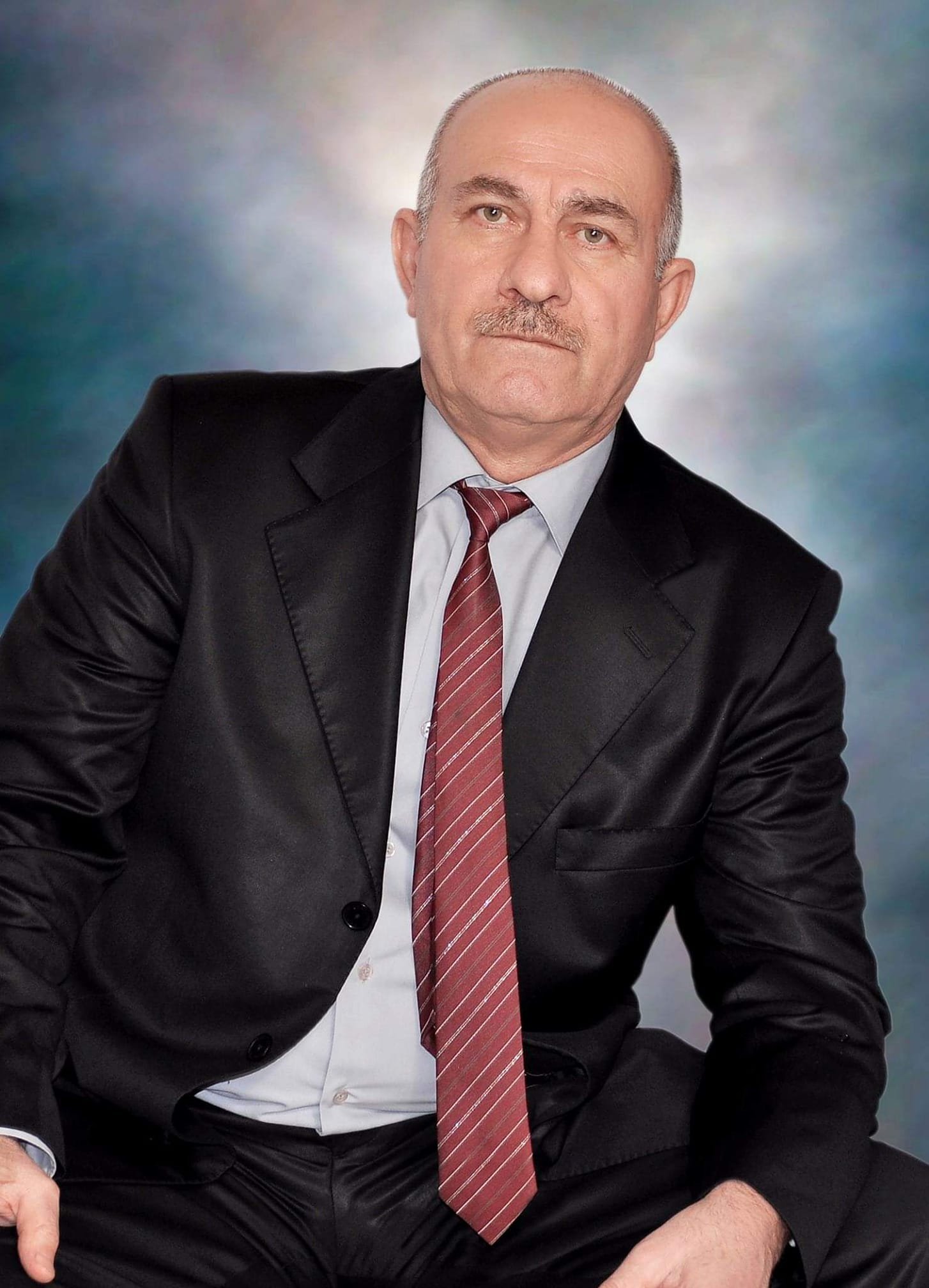 Qəni Camalzadə yeni yaşınız mübarək!