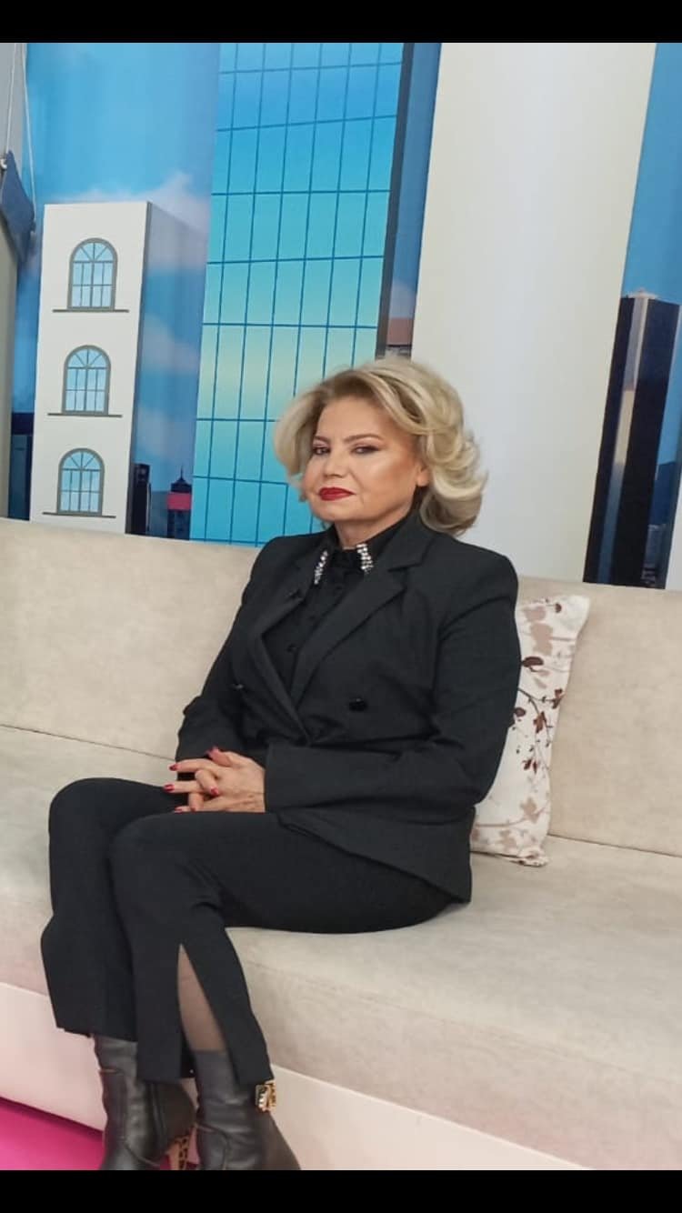Lətifə xanım Özəl gününüz mübarək!