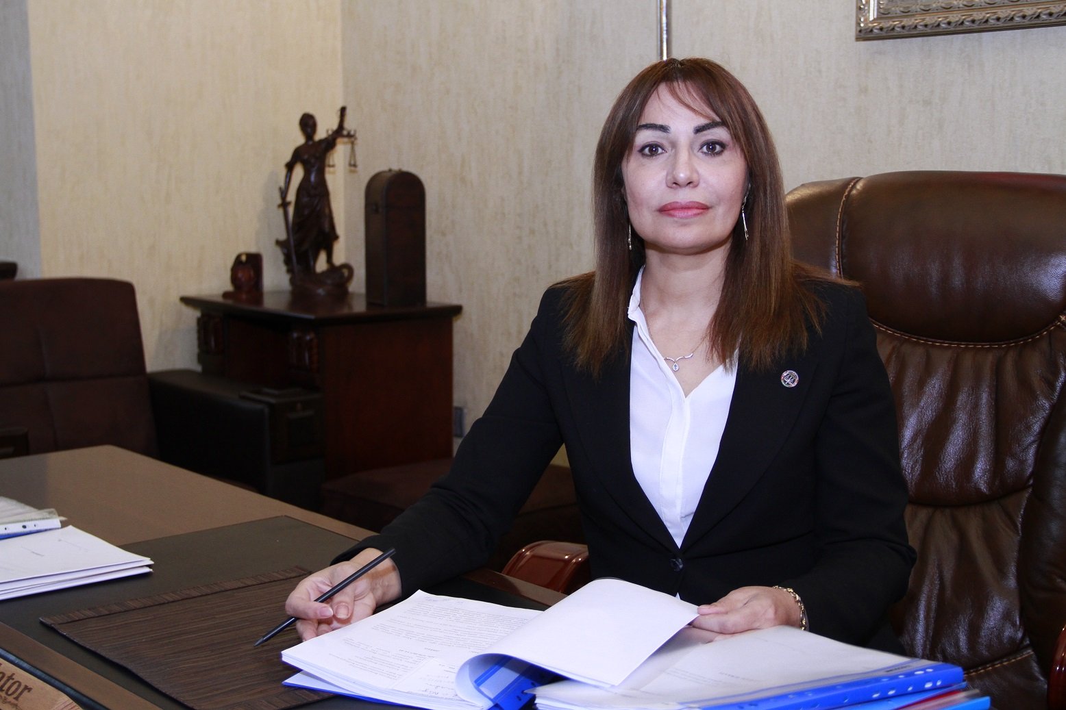 Bakı şəhəri 20 saylı Vəkil Bürosunun müdiri İlhamə Həsənova 28 May - Respublika Günü münasibətilə Azərbaycan xalqını təbrik edib