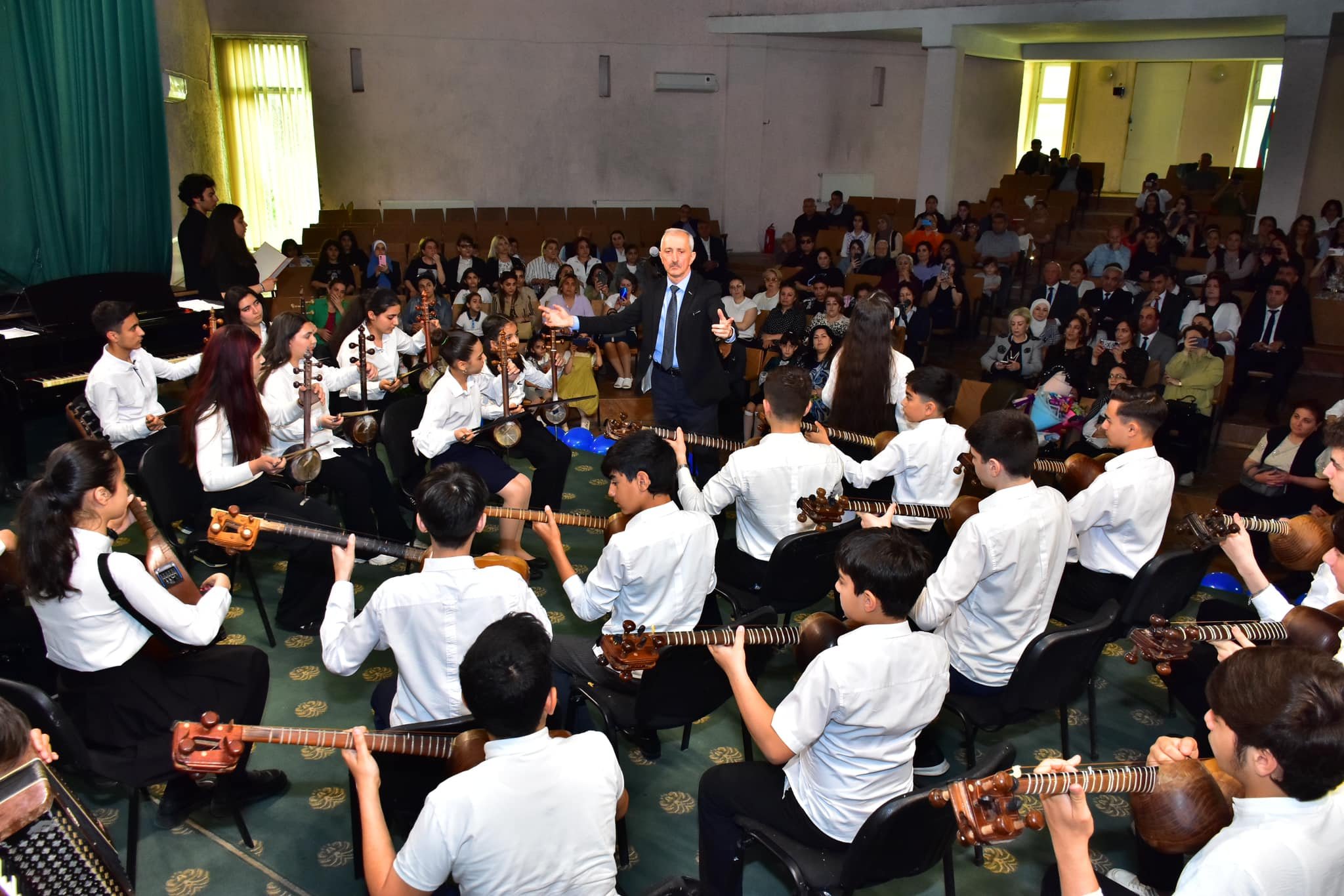 Sumqayıt şəhər Bülbül adına 2 nömrəli Uşaq İncəsənət məktəbində hesabat konserti keçirilib- FOTOLAR