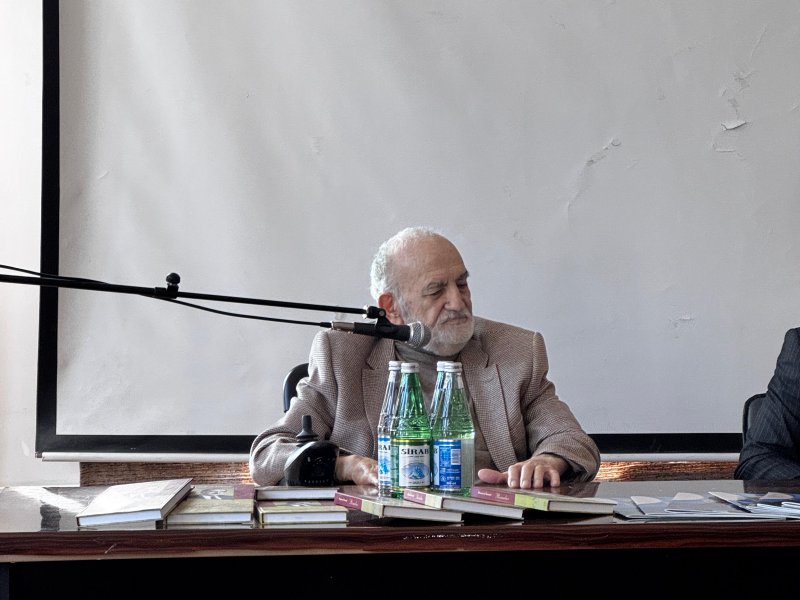 Şair, yazıçı, professor Məmməd İsmayılla görüş keçirilib- FOTOLAR