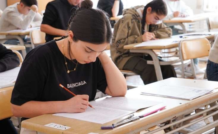 Buraxılışda 250-dən çox bal toplayanların nəzərinə