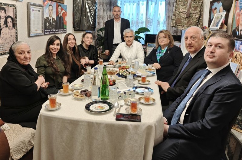 Leyla Əliyeva və Arzu Əliyeva Polad Həşimovun evində olublar