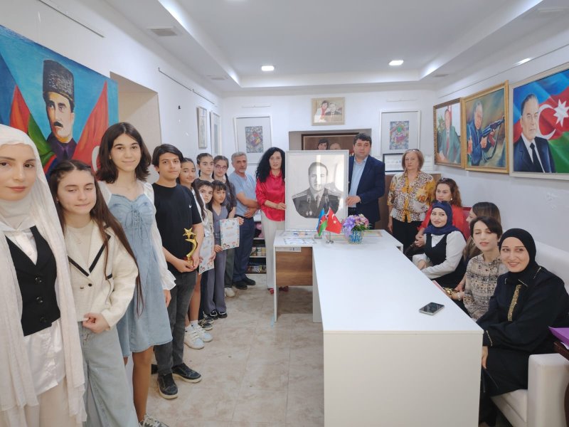 Beynəlxalq Qalereyada sərgi-tədbir keçirildi-FOTO