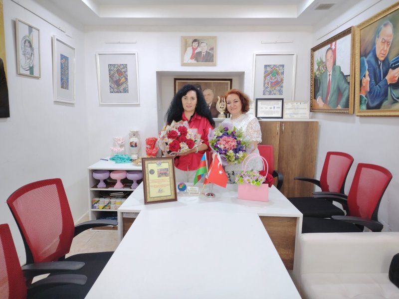 Fərdanə Həsənzadə "Başlanğıc nöqtəsi" adlı ilk fərdi yaradıcılıq sərgisi təşkil olunub-FOTO