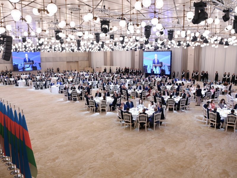 Diplomatların peşə bayramı günü münasibətilə Gülüstan sarayında rəsmi qəbul təşkil olunub
