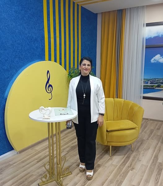 Dunyanin ən mehriban və səmimi ,qaygıkeş xanımı Yeganə xanıma ..
