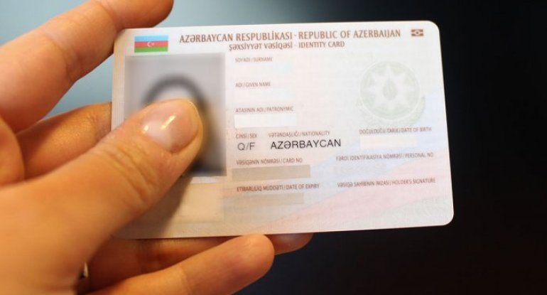 Yeni şəxsiyyət vəsiqəsinin verilməsinə başlanıb: Hansı üstünlükləri olacaq? - FOTO