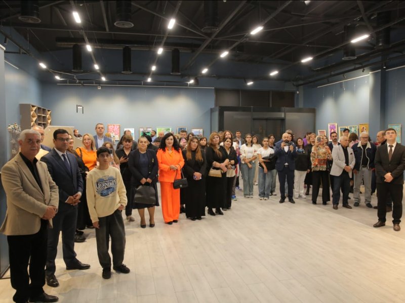 Azərbaycan və Qazaxıstan arasında qardaşlıq və dostluq sərgi təşkil olunub-FOTOLAR