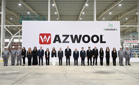 İlham Əliyev “AZWOOL” mineral daş yunu zavodunun açılışında iştirak edib