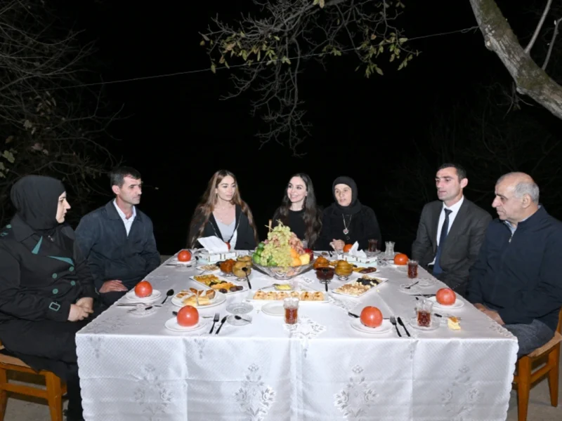 Leyla Əliyeva və Arzu Əliyeva Pəncəli Teymurovun ailəsini ziyarət etdilər