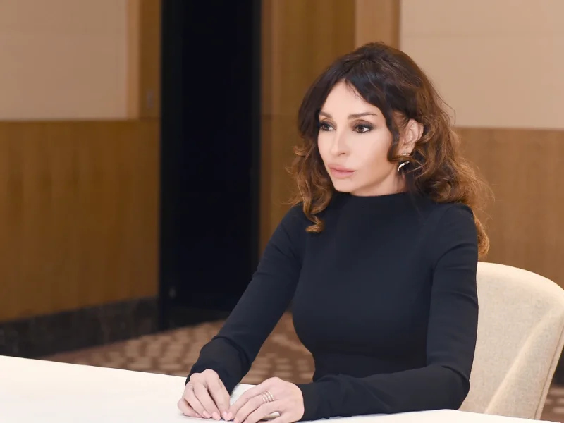 Mehriban Əliyeva Heydər Əliyevin vəfatının ildönümü ilə bağlı paylaşım edib