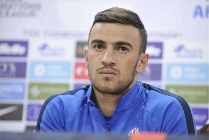 Tanınmış futbolçu Qara Qarayevə ağır itki üz verdi
