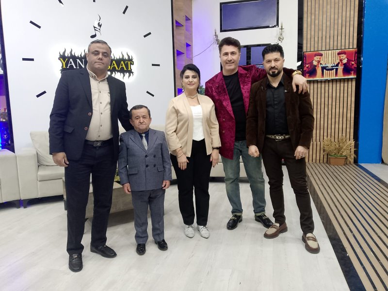 YANAR SAAT- Anar Vaqifoğlunun təqdimatında-FOTO
