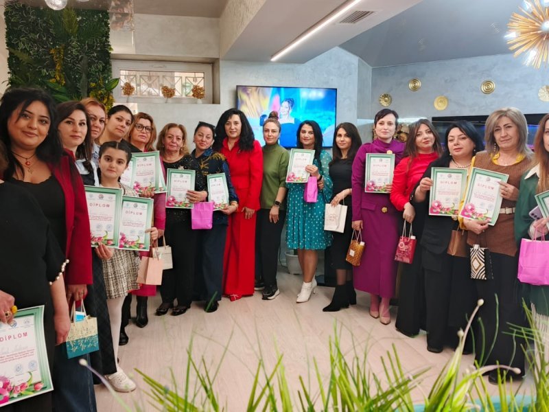 "Güc və Zəriflik" adlı rəsm sərgisi təşkil olundu-FOTOLAR