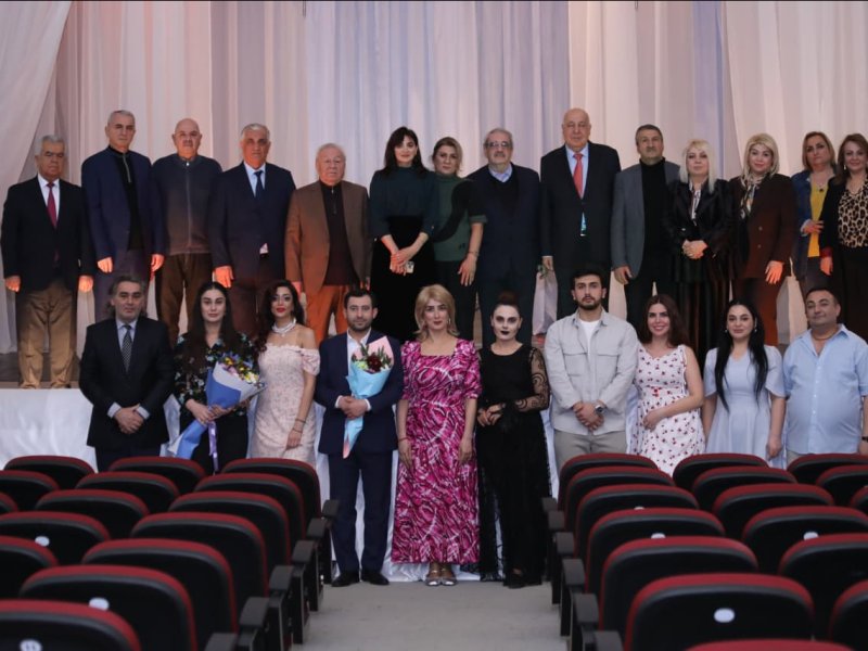 Lənkəran Dövlət Dram Teatrında “Gəlinlik paltarı” tamaşası yenidən tamaşaçılara təqdim olunub