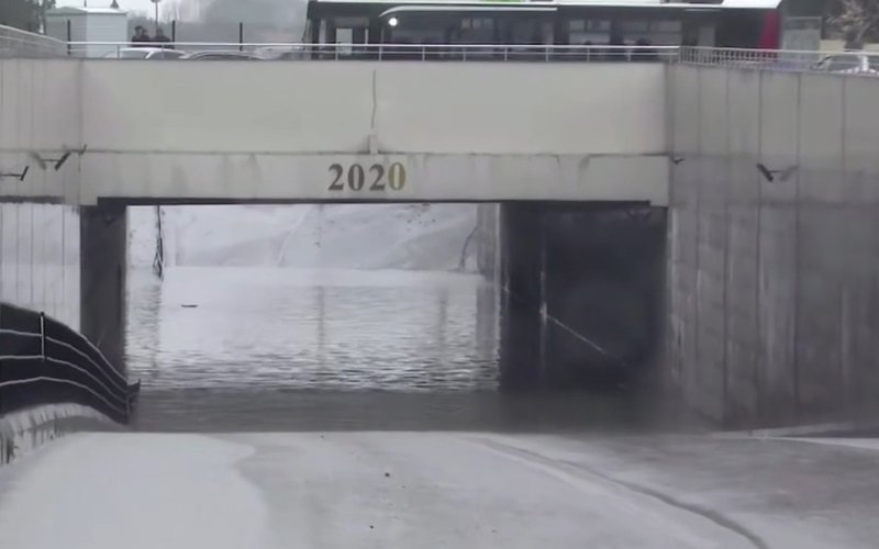 Sabunçuda iki nəfərin boğulduğu tunel yenidən bağlandı - VİDEO