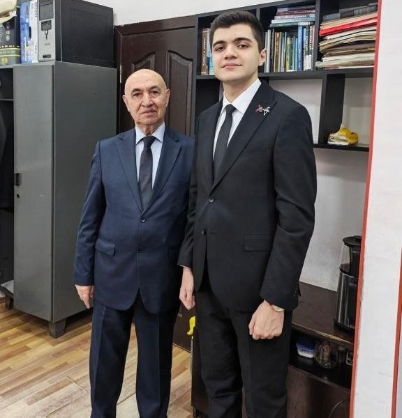 ZƏNGİN OBRAZLAR ALƏMİ